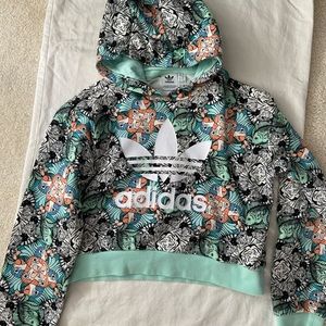 Adidas hoodie size 9-10 or small. Like new